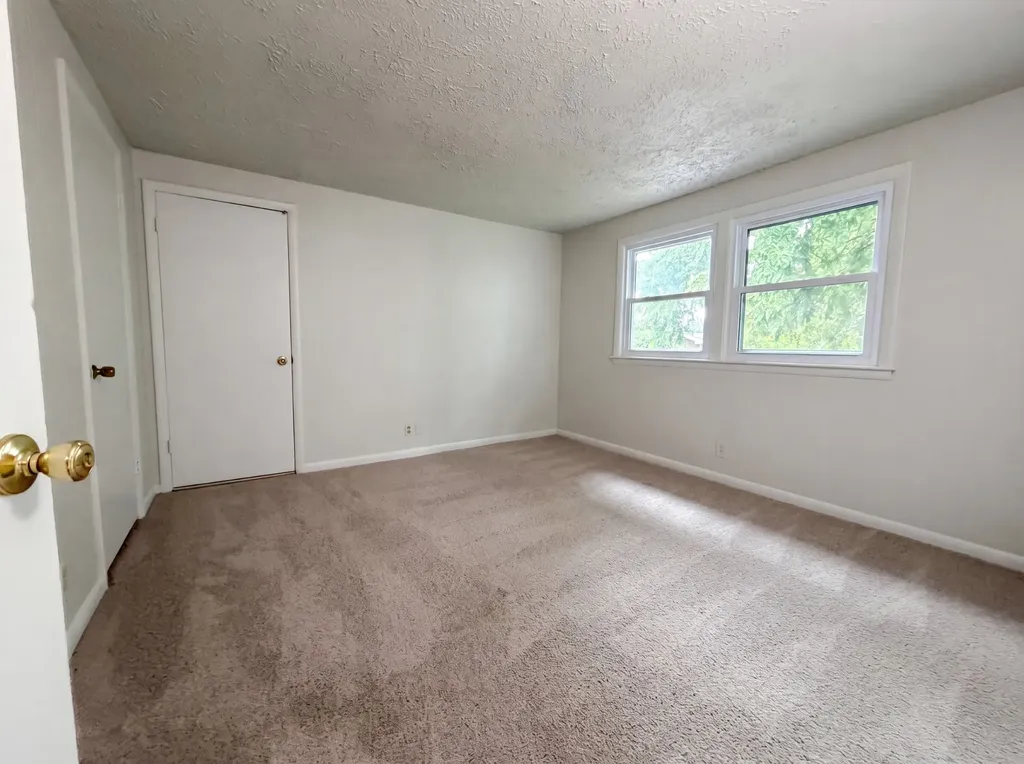2536 Edge O Lake Drive Nashville TN 37217