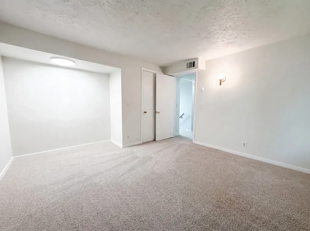 2536 Edge O Lake Drive Nashville TN 37217