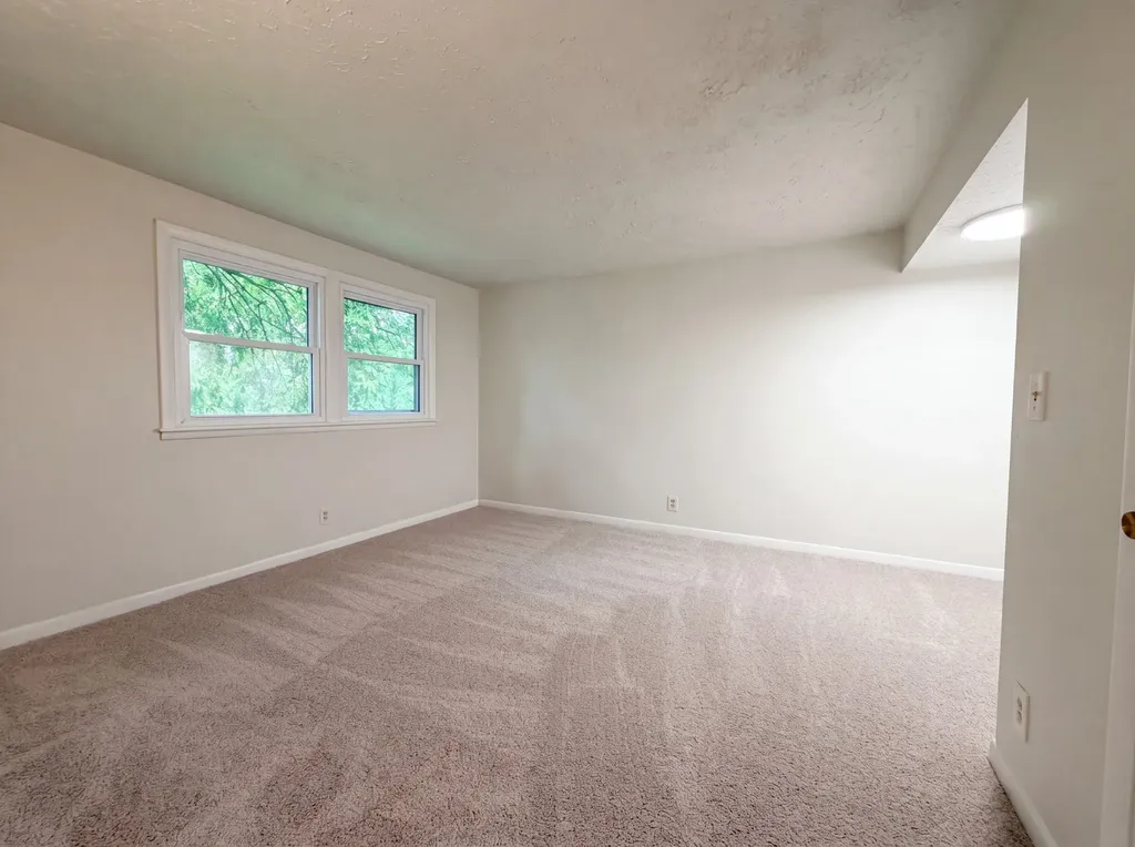 2536 Edge O Lake Drive Nashville TN 37217