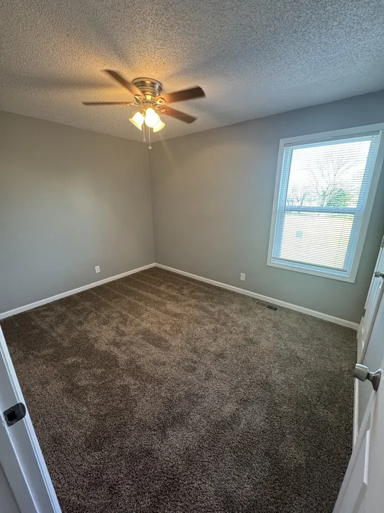 187 Ingle Drive Morrison TN 37357