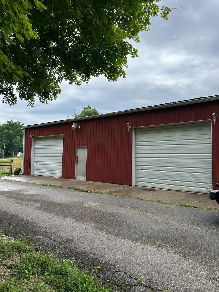 6045 Green Road Bloomington Springs TN 38545