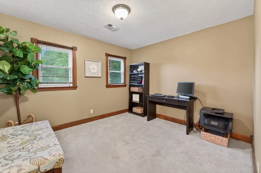 5205 SE Tater Peeler Road Lebanon TN 37090