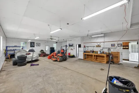 5205 SE Tater Peeler Road Lebanon TN 37090
