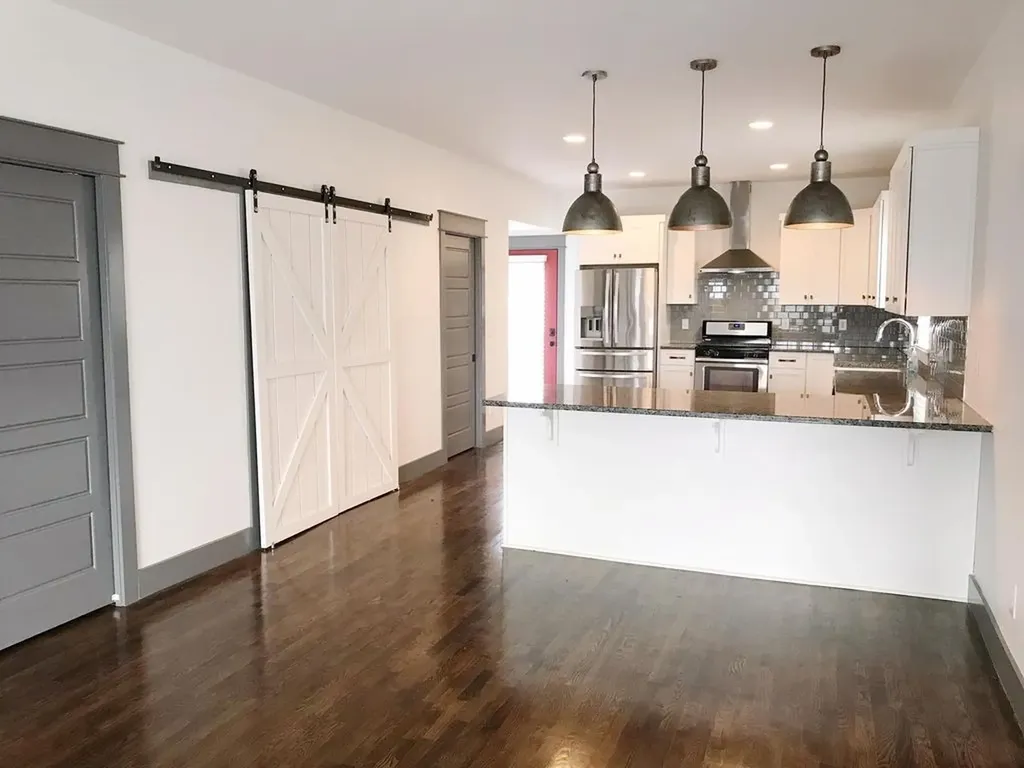 933B Thomas Avenue Nashville TN 37216