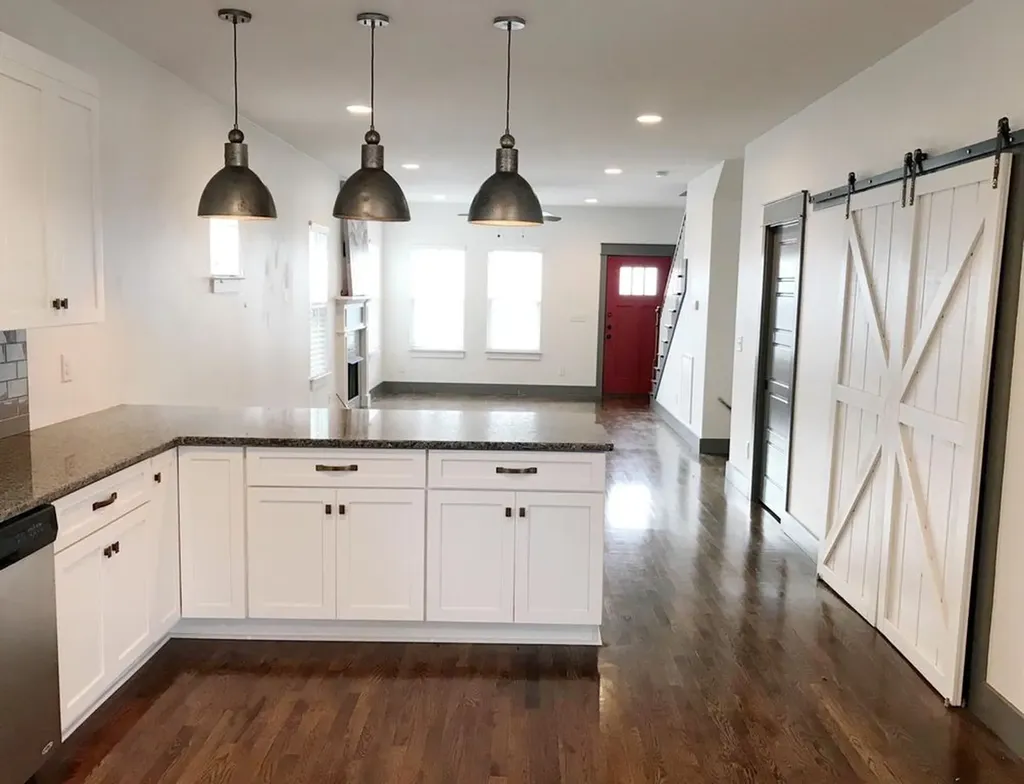 933B Thomas Avenue Nashville TN 37216