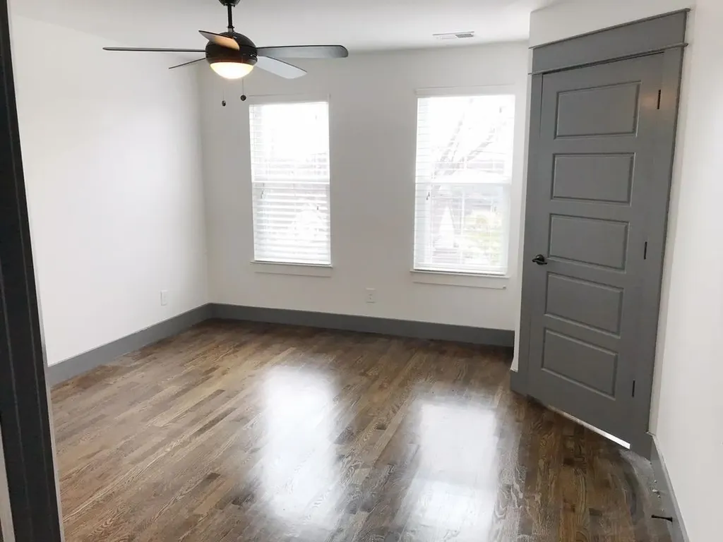 933B Thomas Avenue Nashville TN 37216