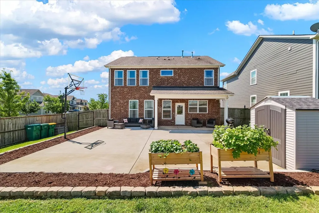 209 Sable Lane Spring Hill TN 37174