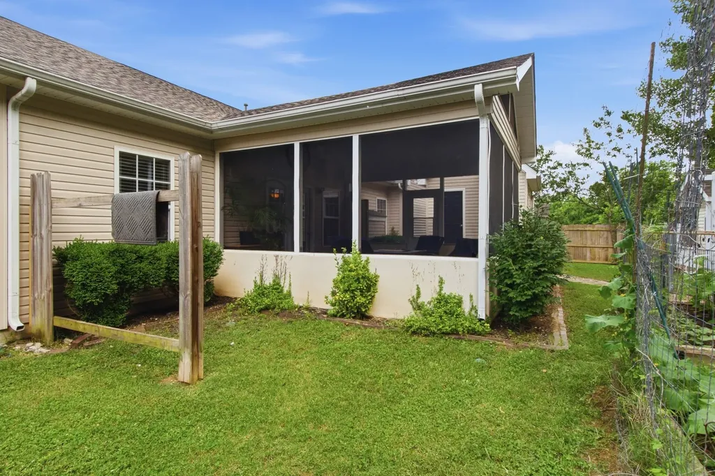 1071 Countess Lane Spring Hill TN 37174