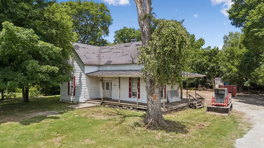 11476 Old Nashville Highway Smyrna TN 37167