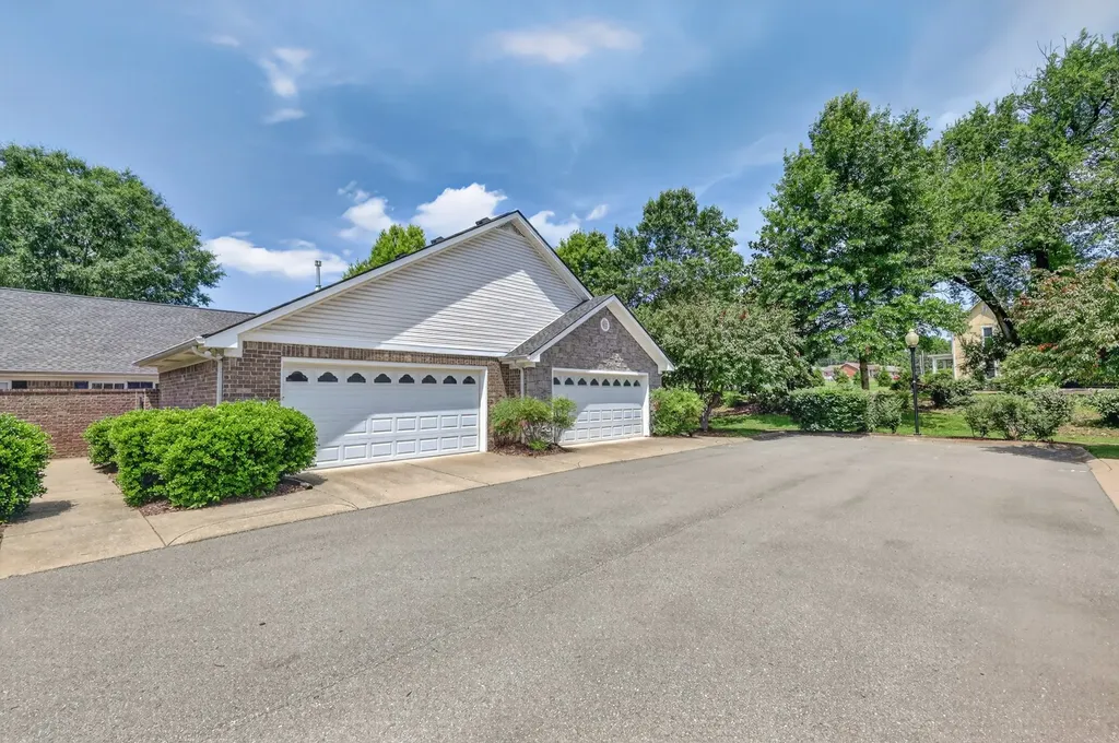 816 Lock 4 Road Gallatin TN 37066