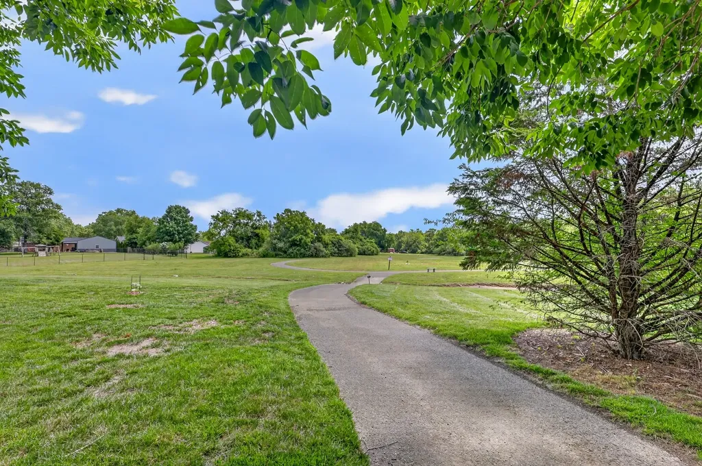 816 Lock 4 Road Gallatin TN 37066