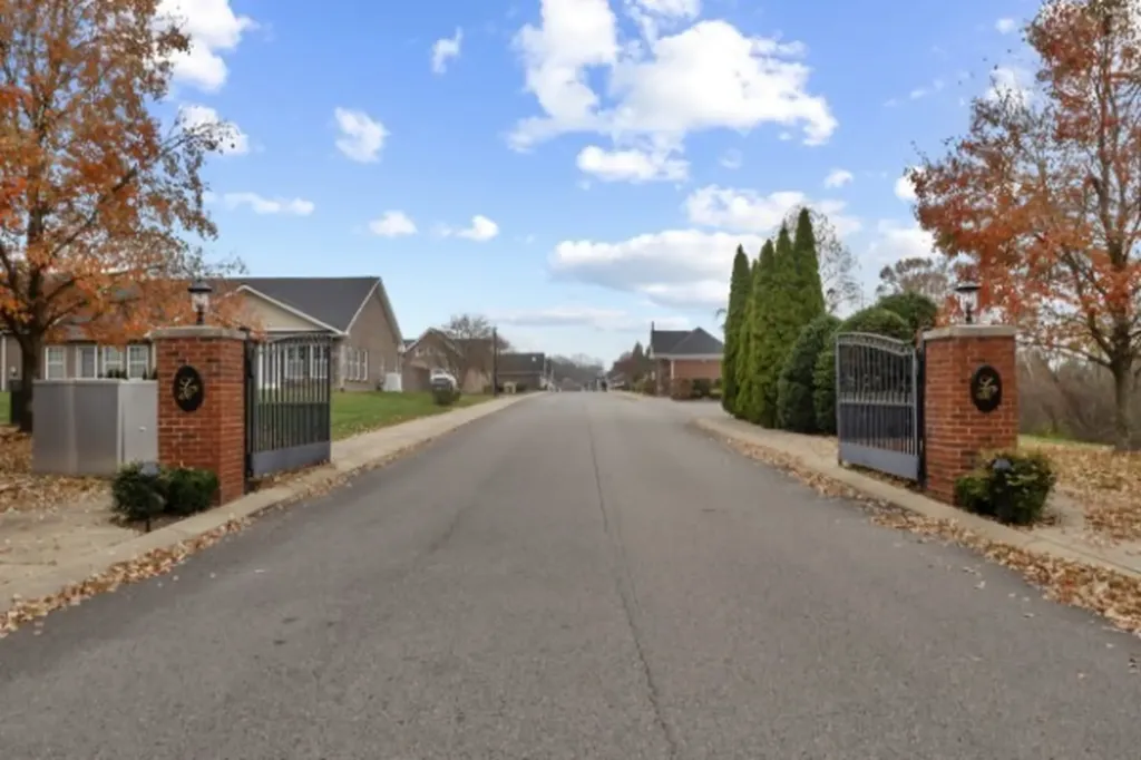 816 Lock 4 Road Gallatin TN 37066