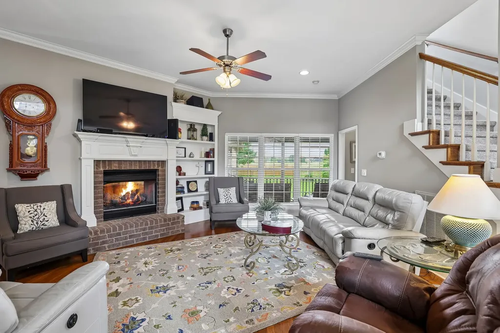 4228 Thoroughbred Lane Murfreesboro TN 37127