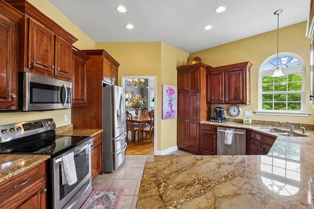 4228 Thoroughbred Lane Murfreesboro TN 37127