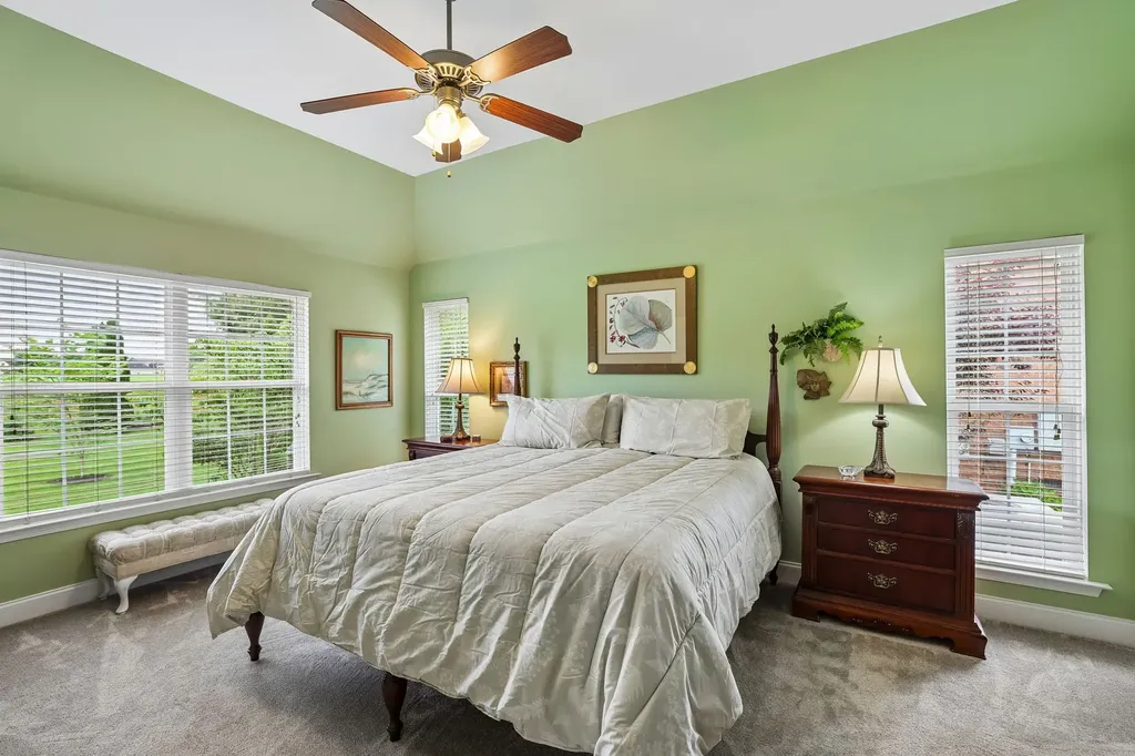 4228 Thoroughbred Lane Murfreesboro TN 37127