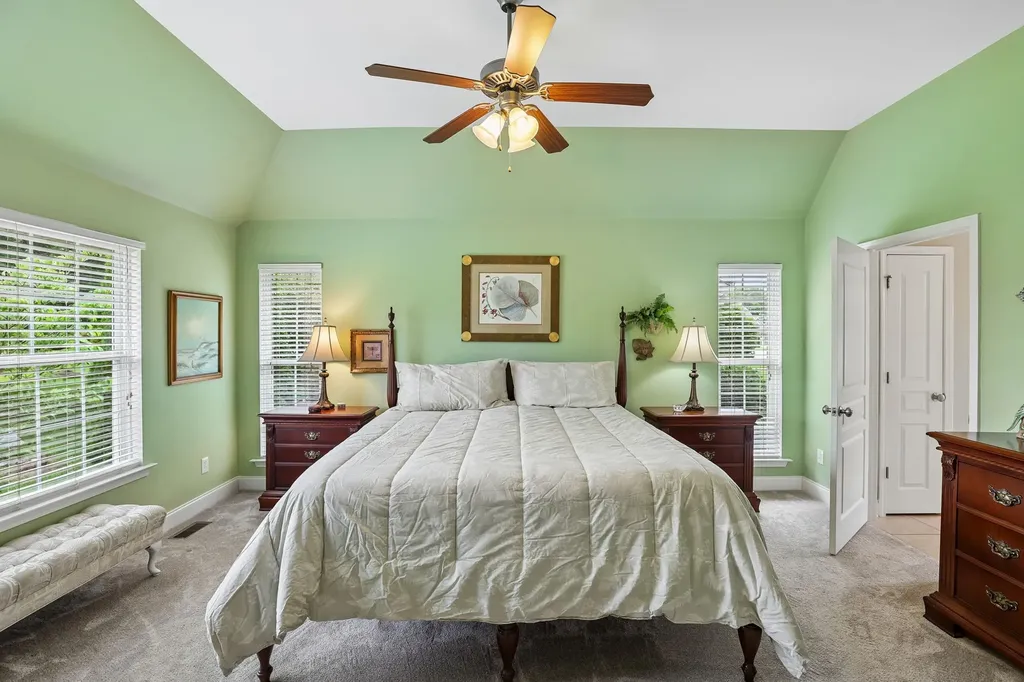4228 Thoroughbred Lane Murfreesboro TN 37127