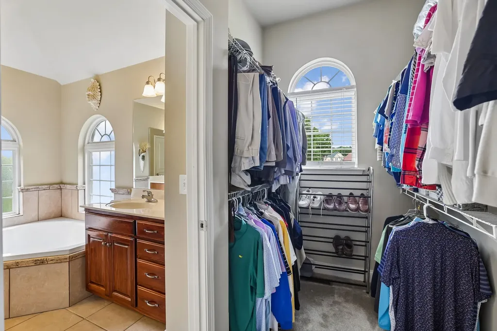 4228 Thoroughbred Lane Murfreesboro TN 37127