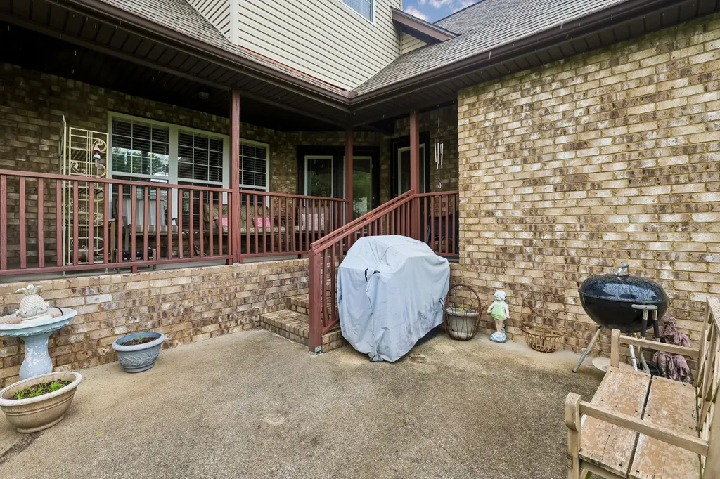 4228 Thoroughbred Lane Murfreesboro TN 37127