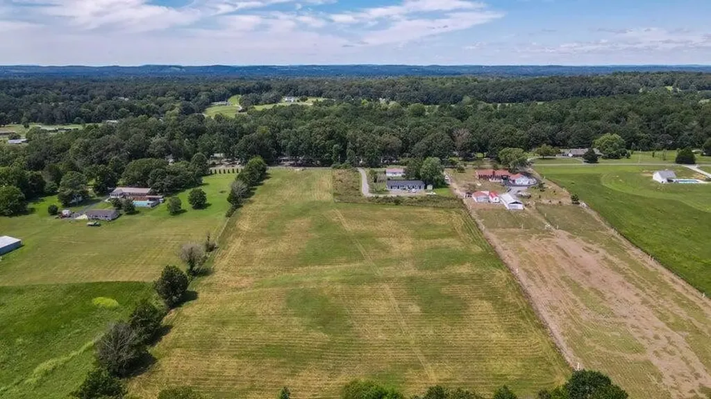 953 Cedar Springs Road, SE Cleveland TN 37323