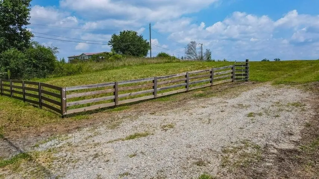 953 Cedar Springs Road, SE Cleveland TN 37323