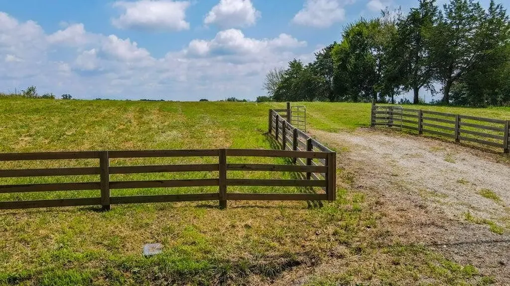 953 Cedar Springs Road, SE Cleveland TN 37323