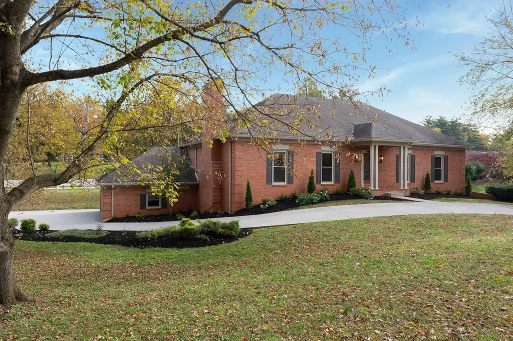 1419 Ascot Close Murfreesboro TN 37130