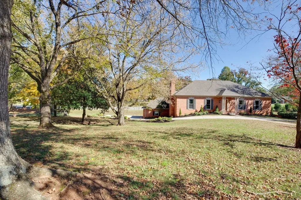 1419 Ascot Close Murfreesboro TN 37130