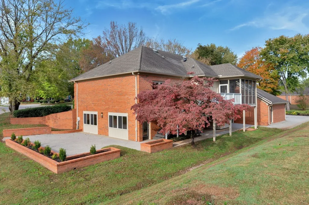 1419 Ascot Close Murfreesboro TN 37130