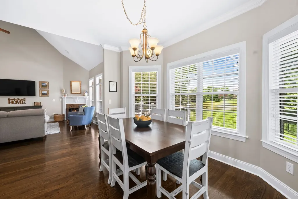 1610 Fair House Road Spring Hill TN 37174