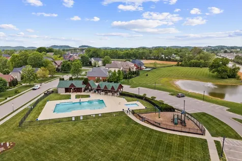 1610 Fair House Road Spring Hill TN 37174