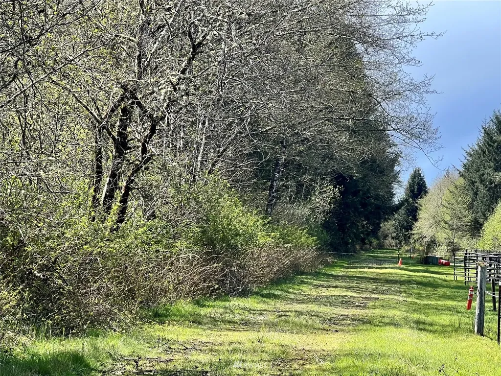30 S State Route 105 Grayland WA 98547