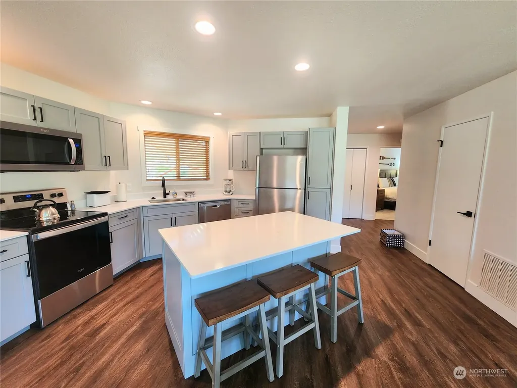 1 Lodge 602-o Manson WA 98831