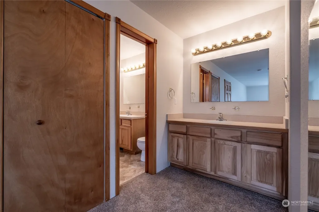 732 Satsop Road W Montesano WA 98563