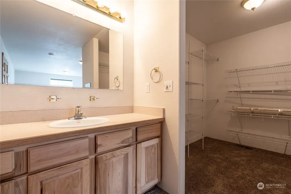 732 Satsop Road W Montesano WA 98563