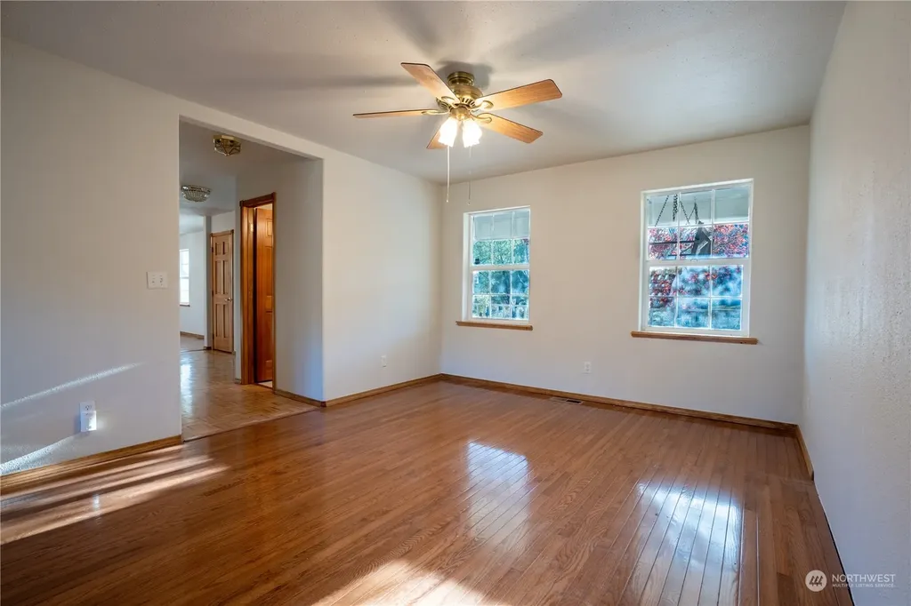 732 Satsop Road W Montesano WA 98563