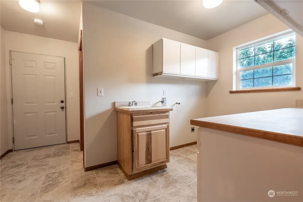 732 Satsop Road W Montesano WA 98563