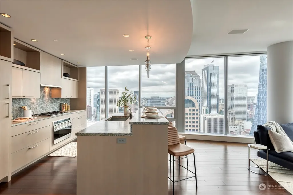 1521 2nd Avenue Seattle WA 98101