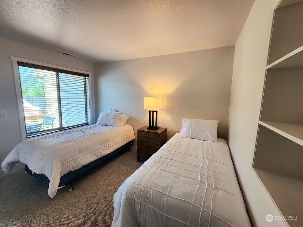 1 Lodge 638-b Manson WA 98831