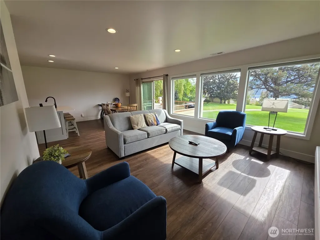 1 Lodge 630-l Manson WA 98831