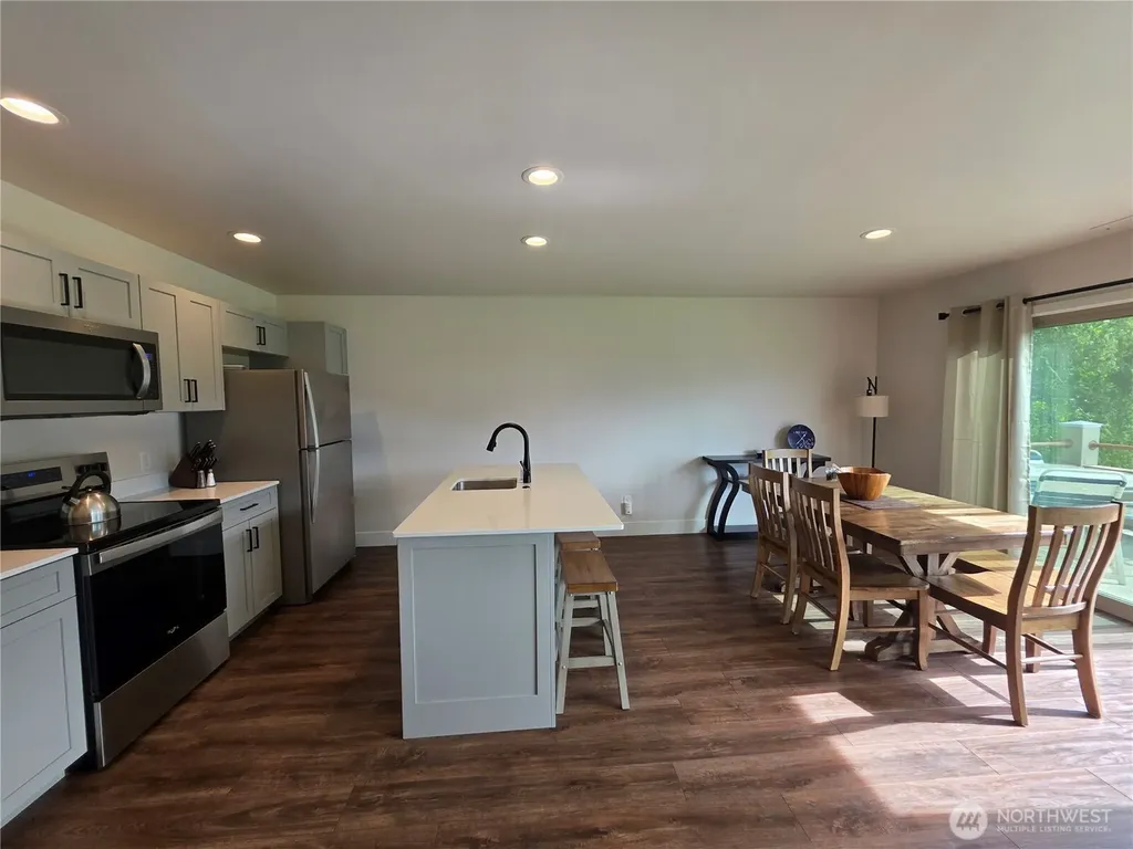 1 Lodge 630-l Manson WA 98831