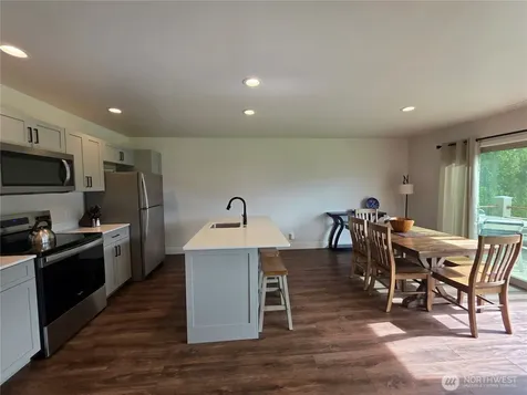 1 Lodge 630-l Manson WA 98831
