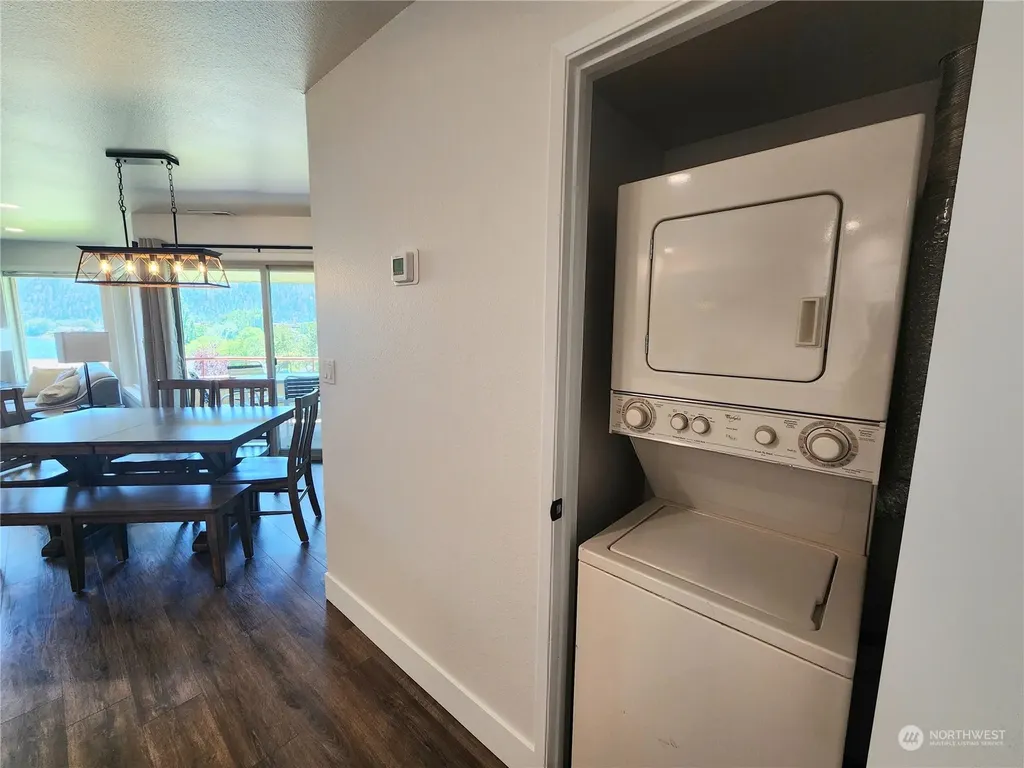 1 Lodge 615-d Manson WA 98831