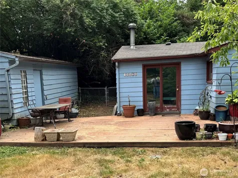 18926 5th Avenue NE Shoreline WA 98155