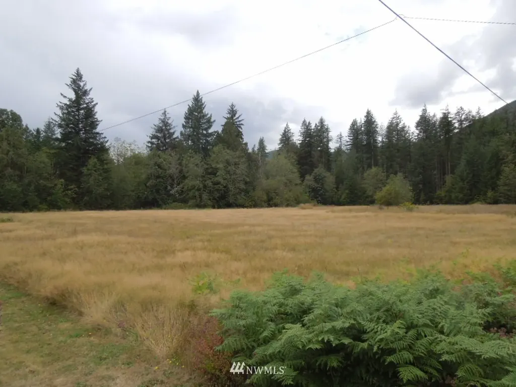 6483 Mt Baker Highway Deming WA 98244