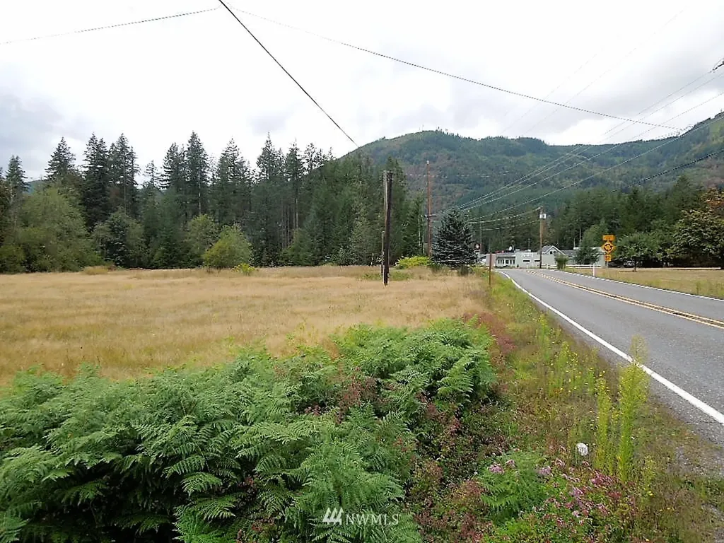 6483 Mt Baker Highway Deming WA 98244