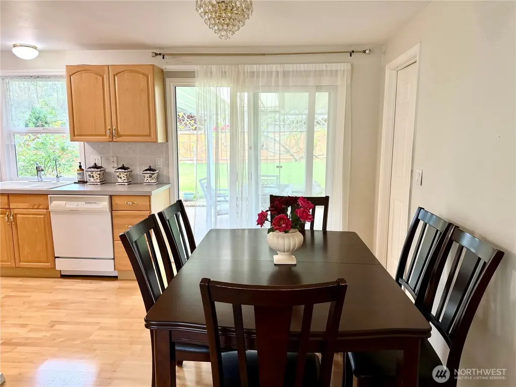 13029 SE 206 Place Kent WA 98031