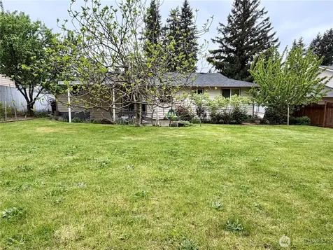 13029 SE 206 Place Kent WA 98031