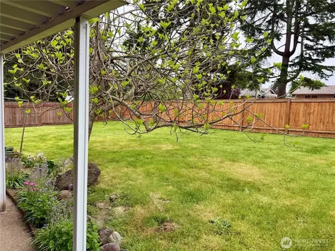 13029 SE 206 Place Kent WA 98031