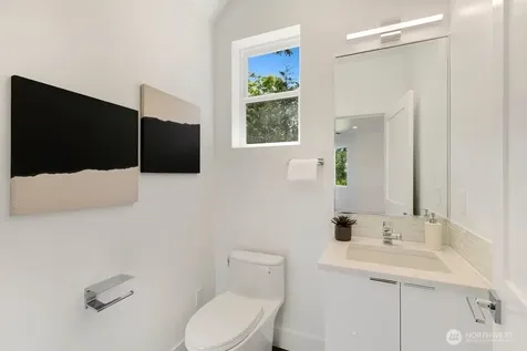 13643 10th Street SE Bellevue WA 98005