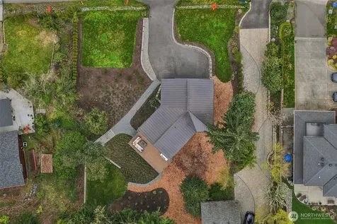 13643 10th Street SE Bellevue WA 98005